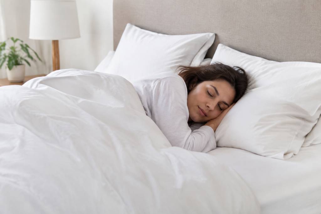 Plume duvet : comment choisir une literie confortable et adaptée au sommeil